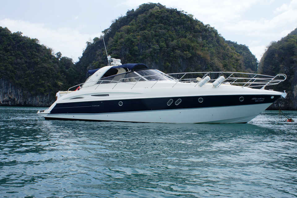 Cranchi 47 – Yachts for Rent – PMYA Asia